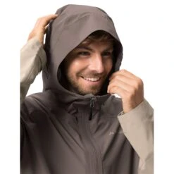 VAUDE NEYLAND 2.5L JACKET Herren - Regenjacke 27 VAUDE NEYLAND 2.5L JACKET Herren - Regenjacke -Globetrotter Verkäufe 5638012511 m neyland 25l jacket vaude 24